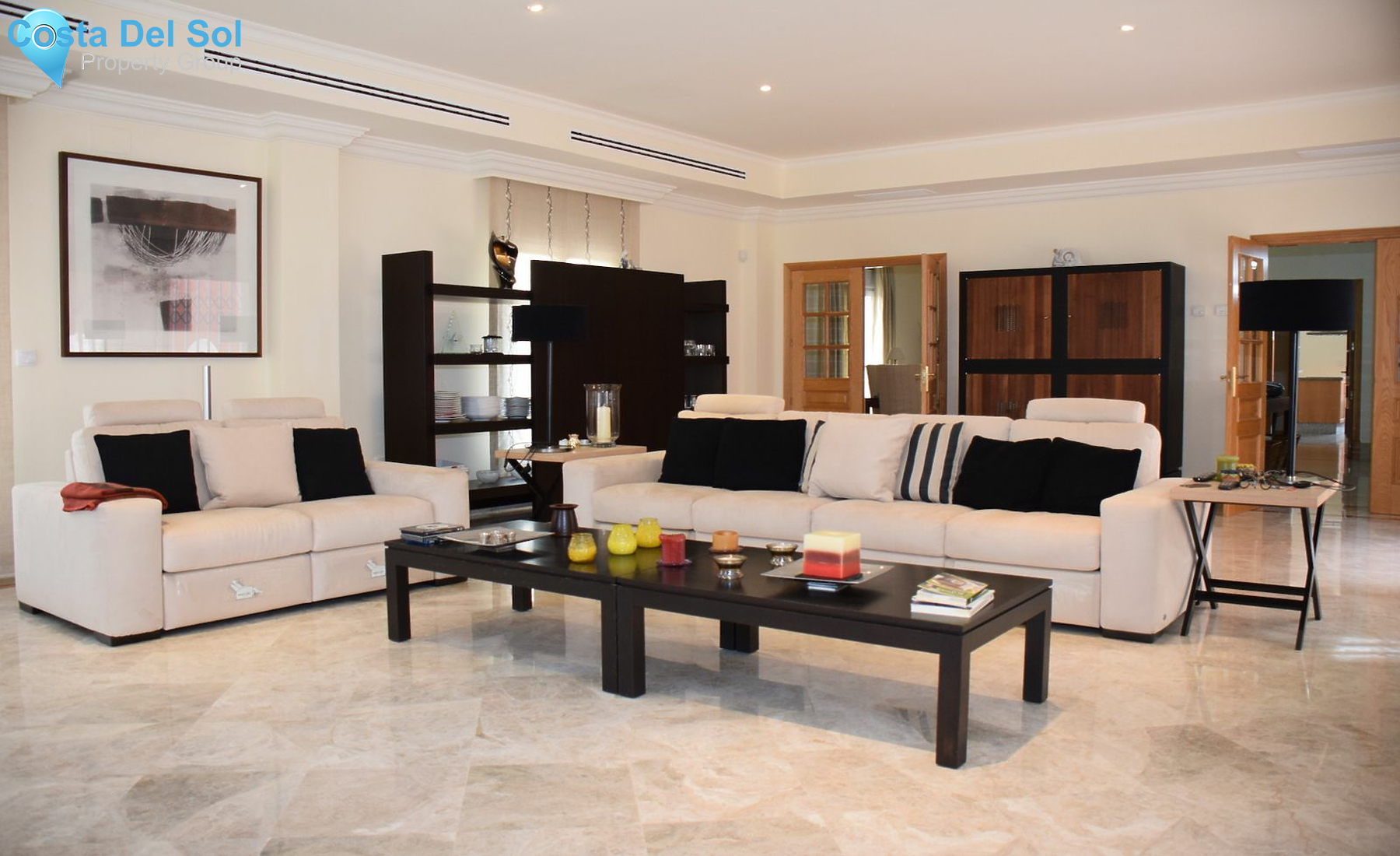 Detached Villa in Santa Clara-1180254