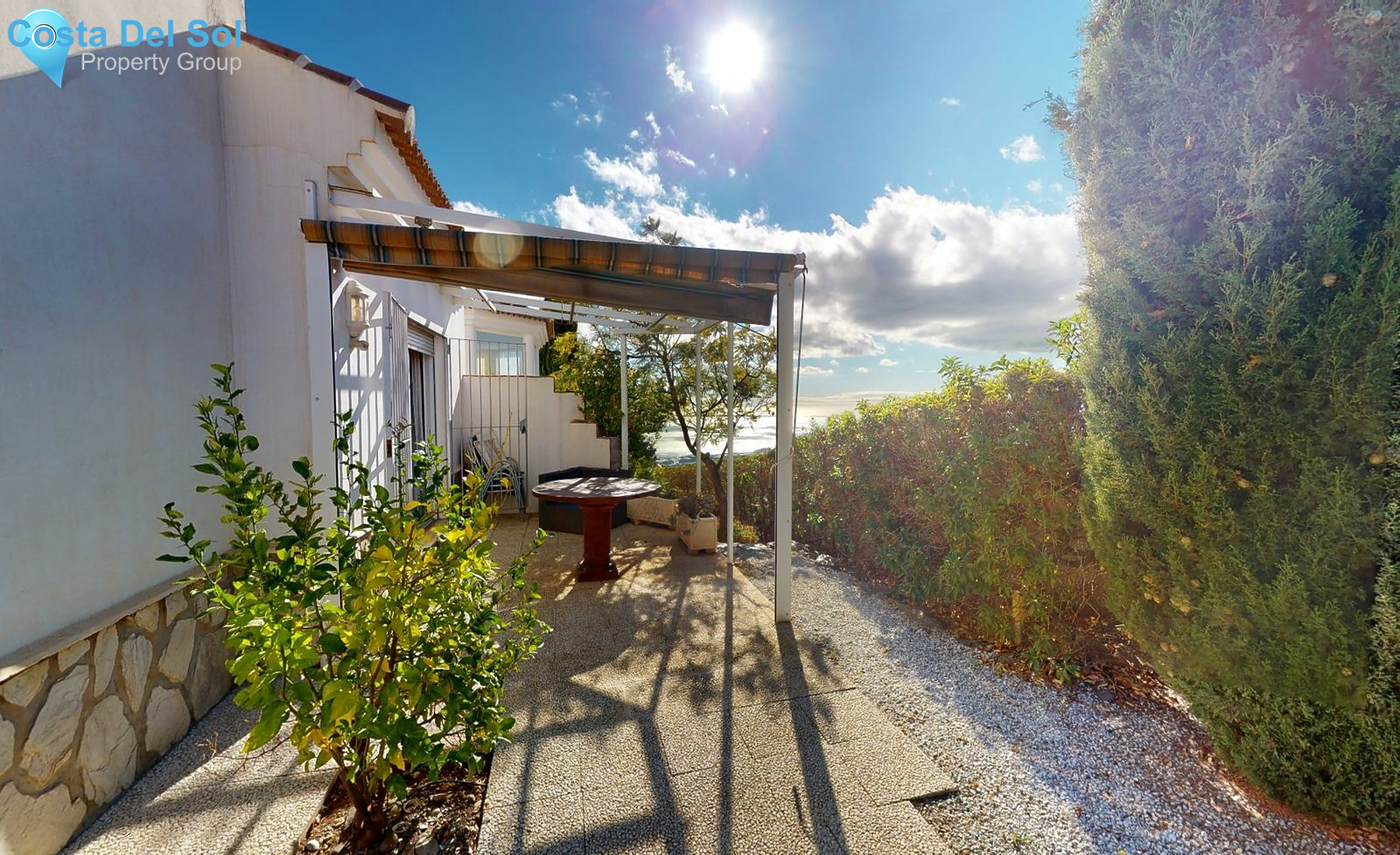 Detached Villa in Sayalonga-1547560