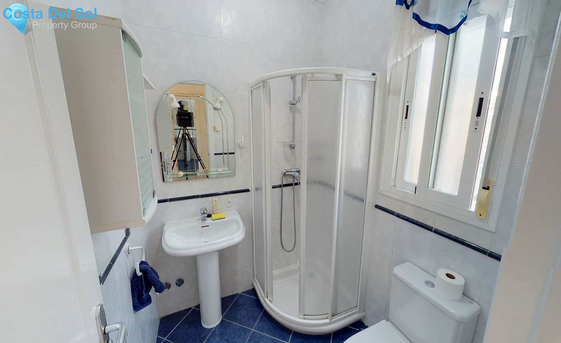 Detached Villa in Sayalonga-1547546