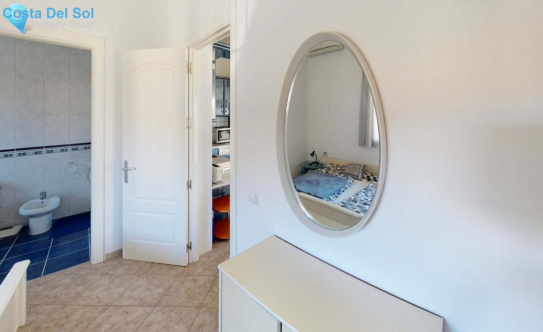 Detached Villa in Sayalonga-1547564