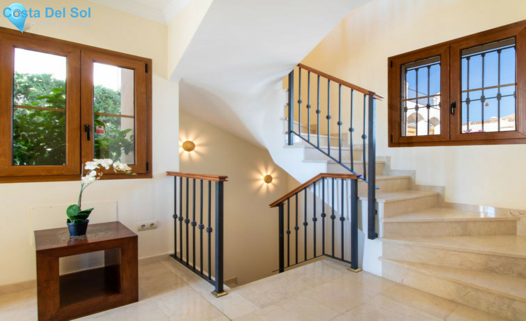 Detached Villa in Selwo-734785