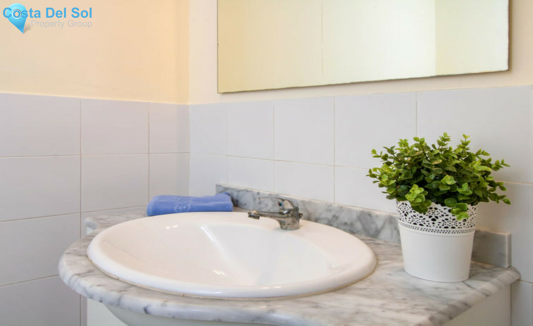 Detached Villa in Selwo-734790