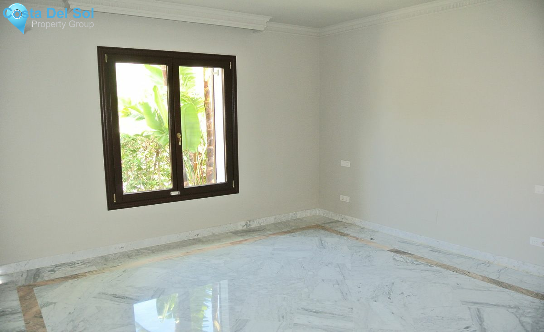 Detached Villa in Sierra Blanca-1172875