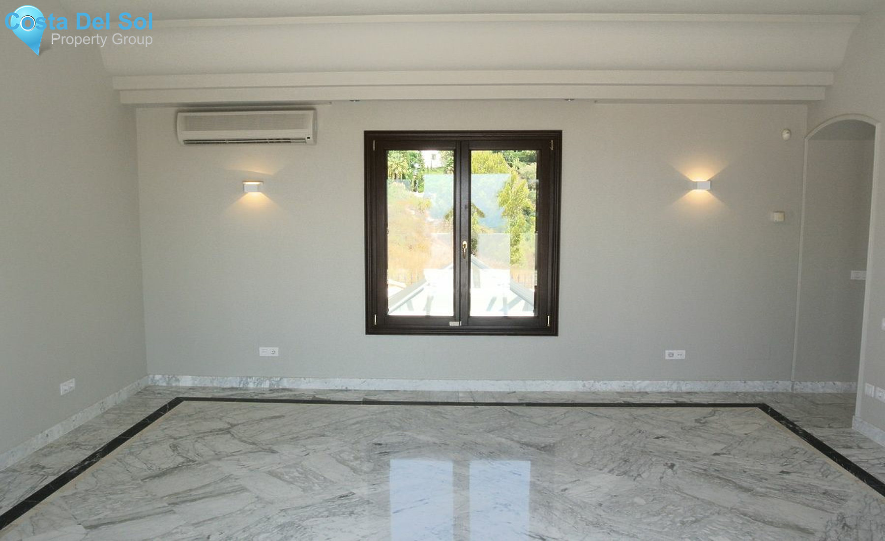 Detached Villa in Sierra Blanca-1172876