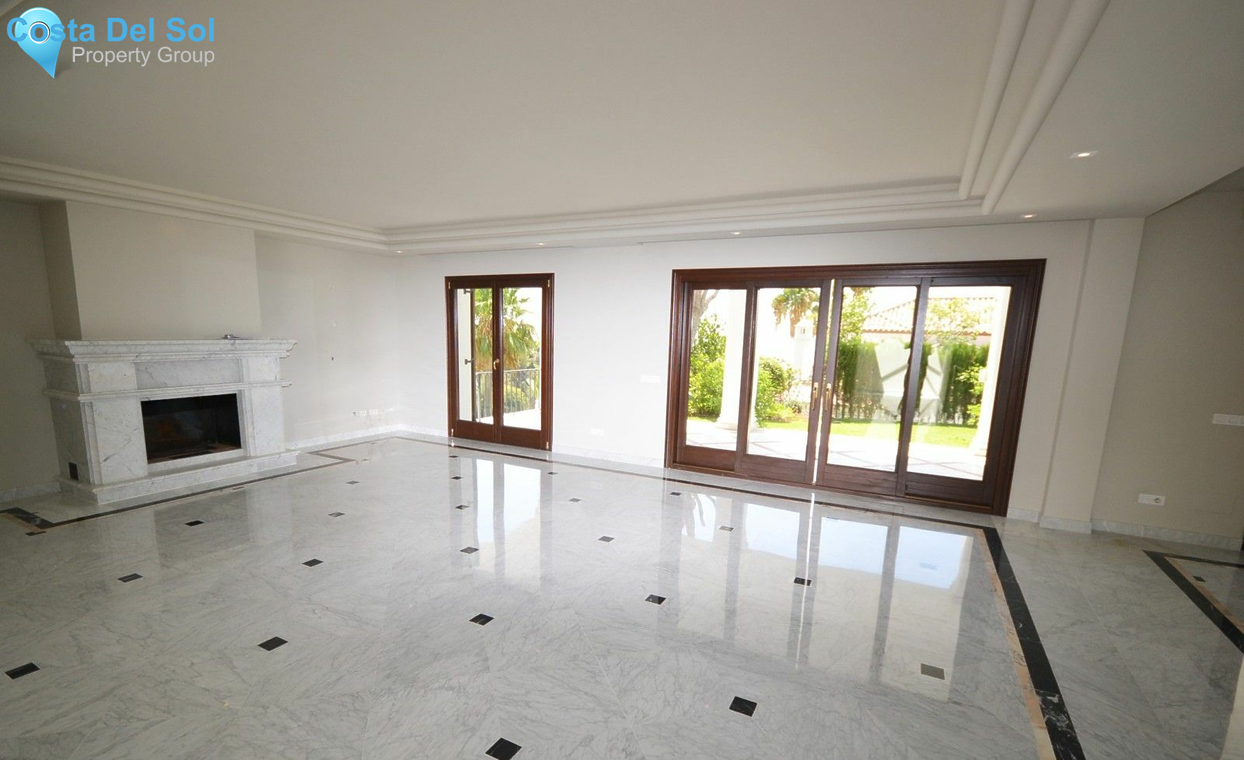 Detached Villa in Sierra Blanca-1172881