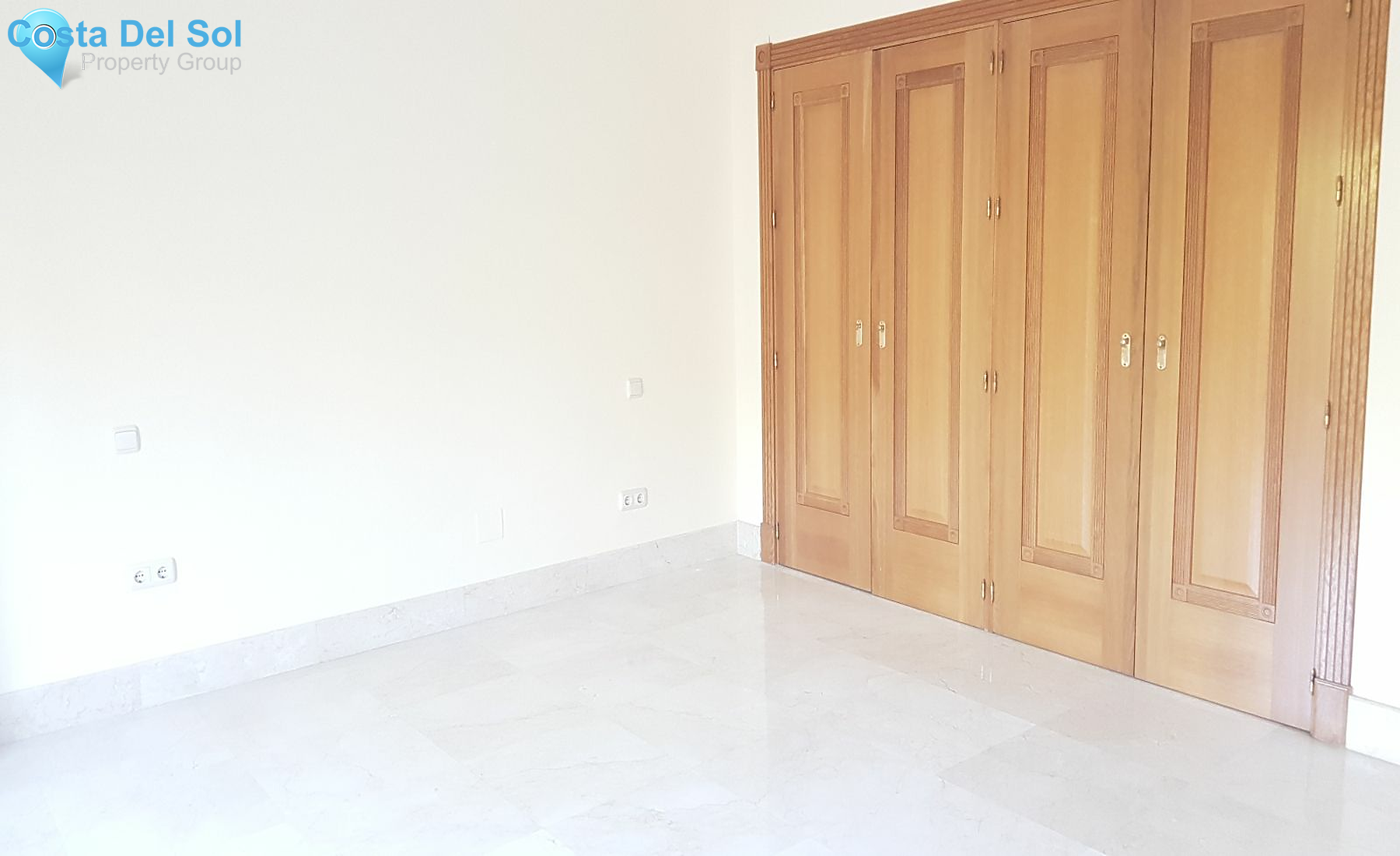 Detached Villa in Sierra Blanca-1195802