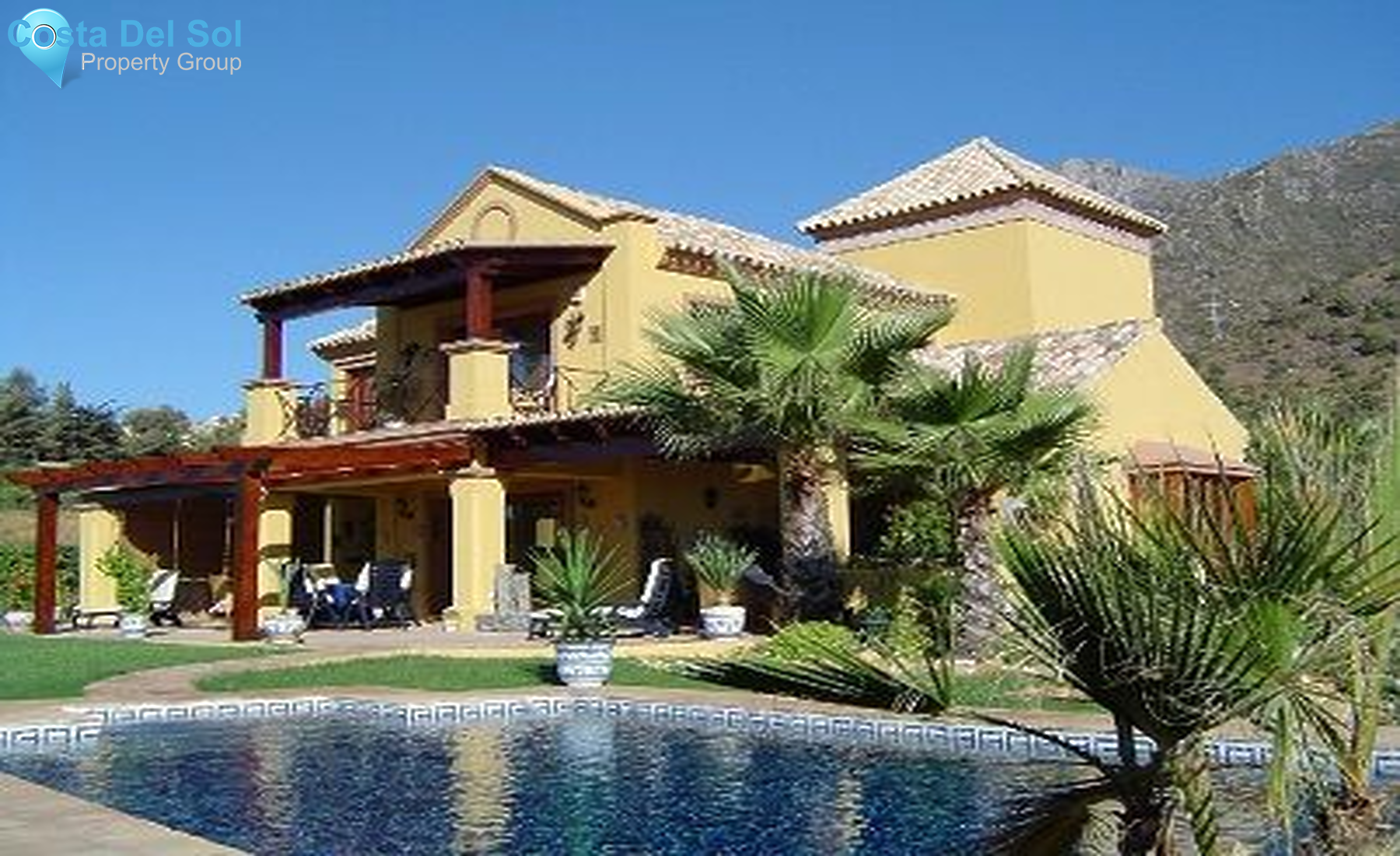 Detached Villa in Sierra Blanca