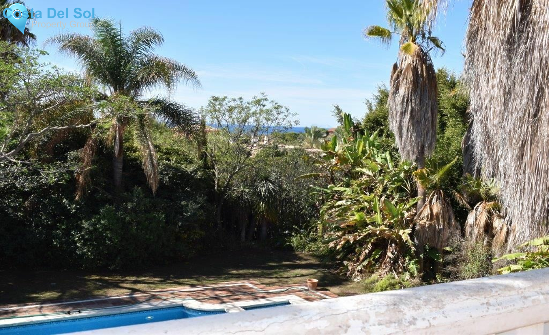Detached Villa in The Golden Mile-1167521