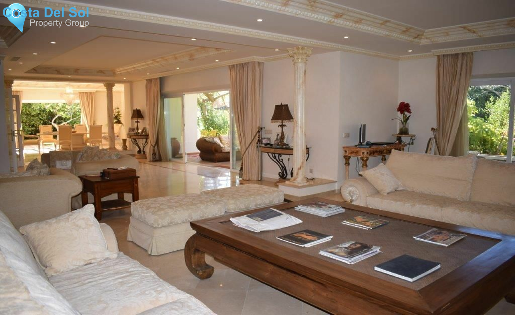 Detached Villa in The Golden Mile-1167507