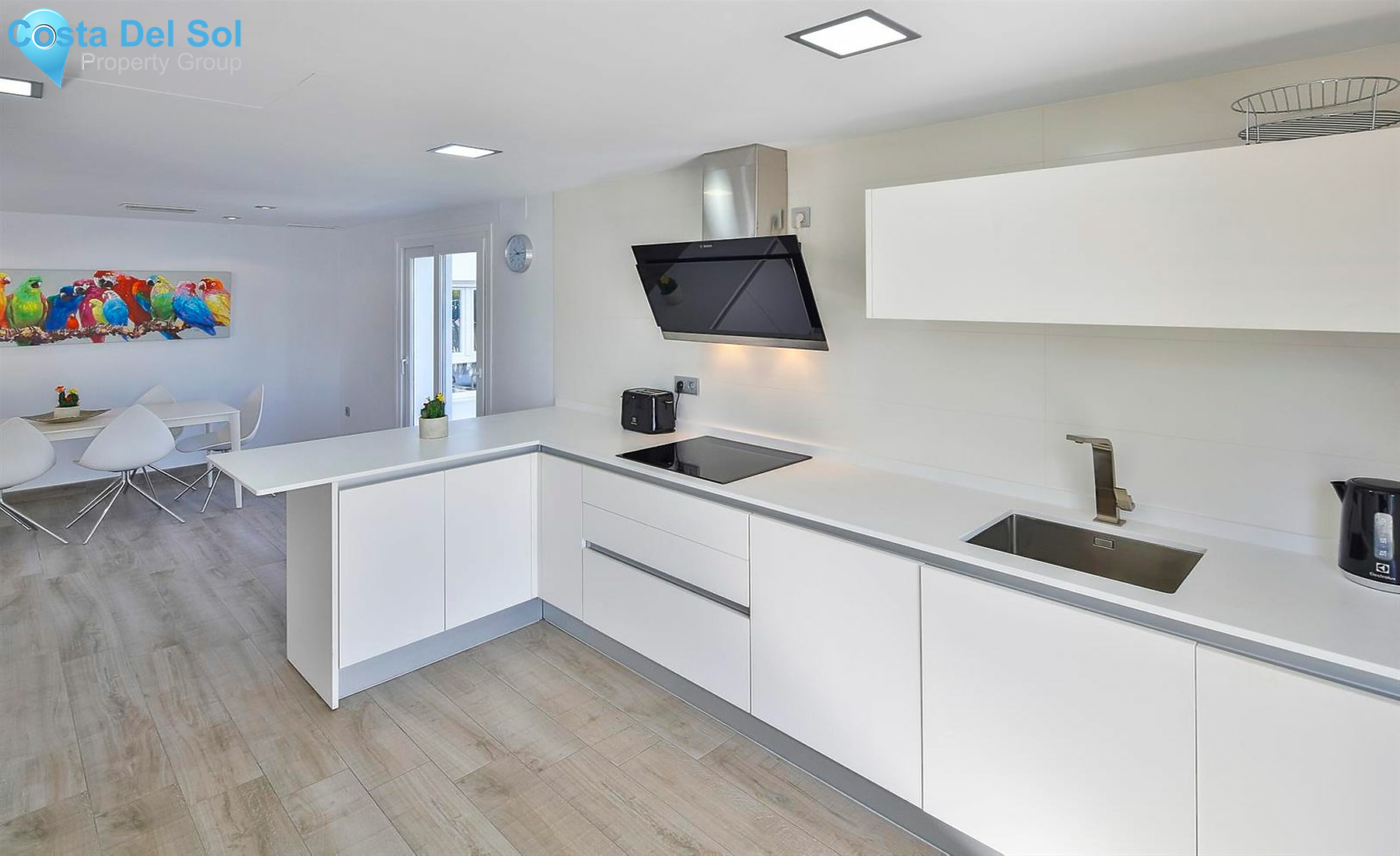 Detached Villa in The Golden Mile-1430732