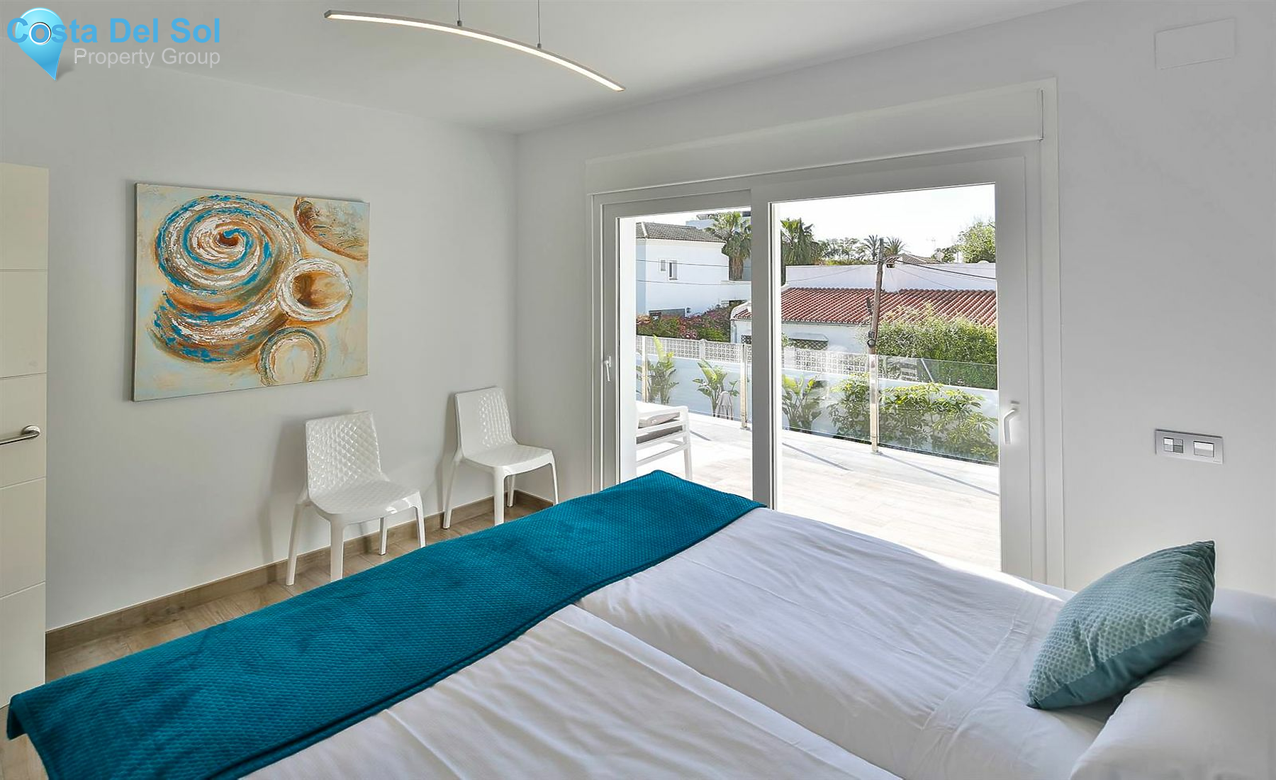 Detached Villa in The Golden Mile-1430736