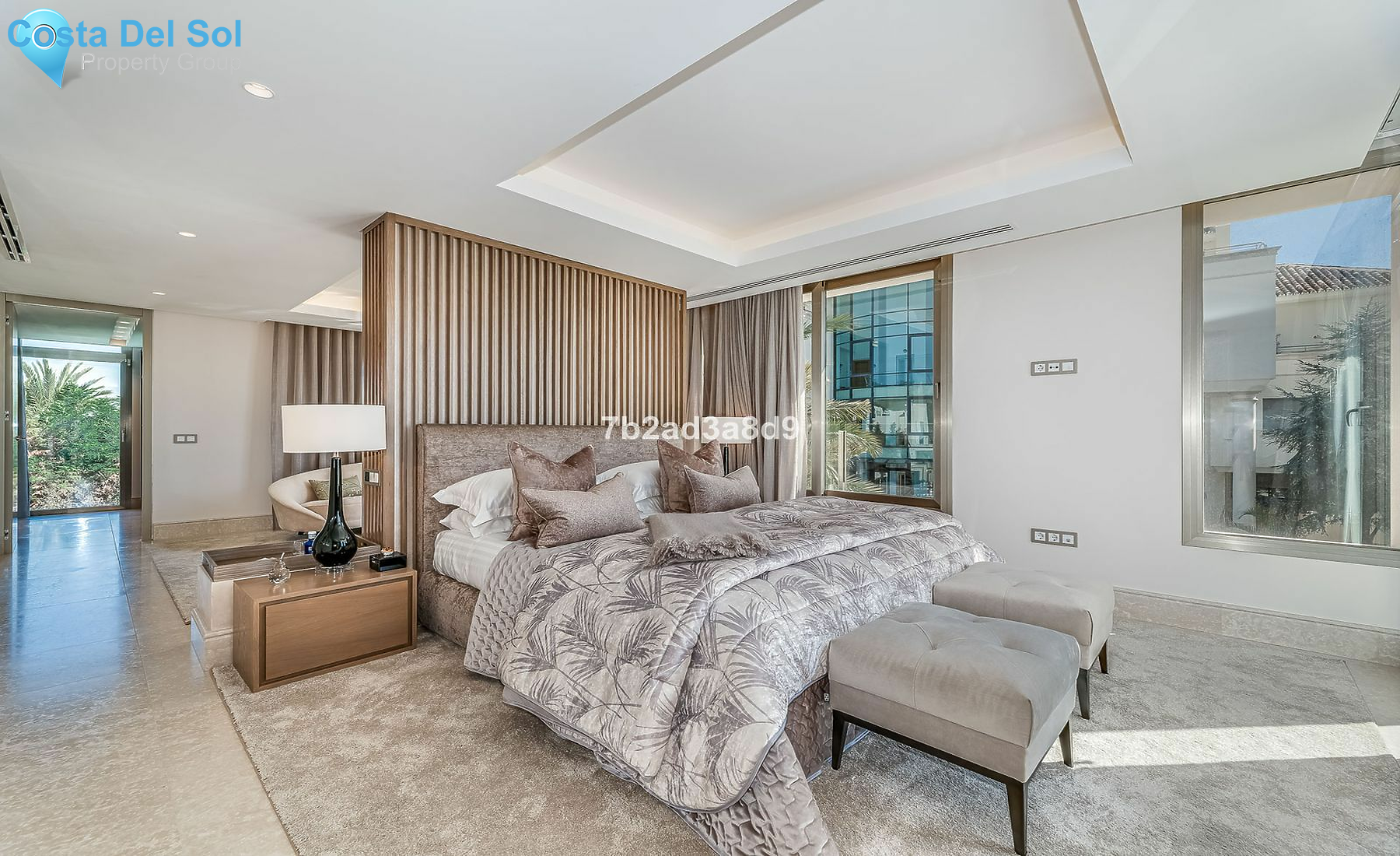 Detached Villa in The Golden Mile-1449846