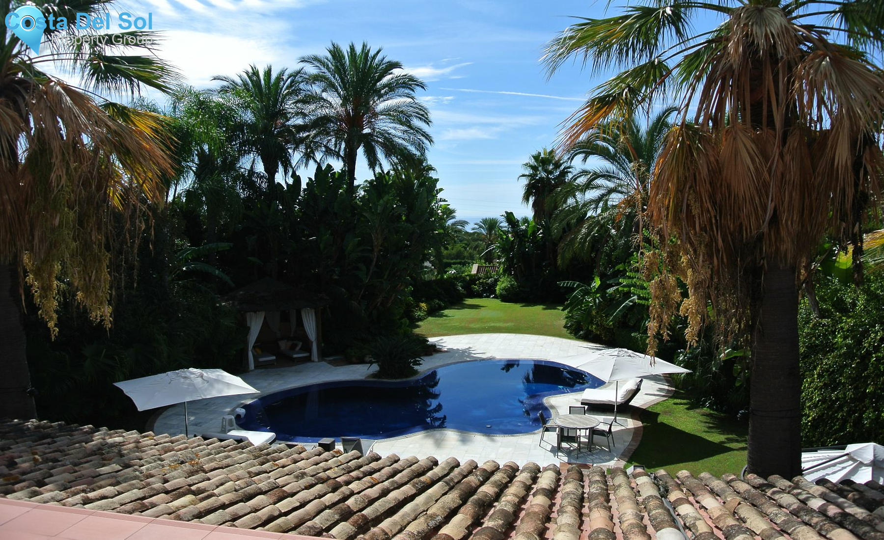 Detached Villa in The Golden Mile-1469315