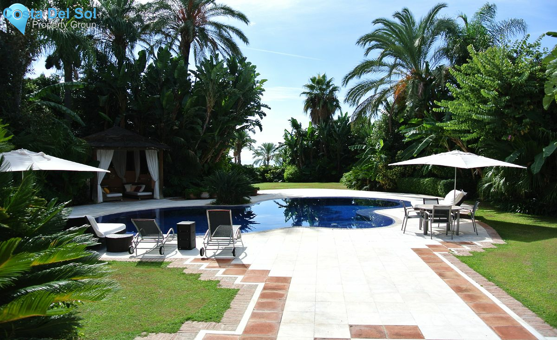 Detached Villa in The Golden Mile-1469306