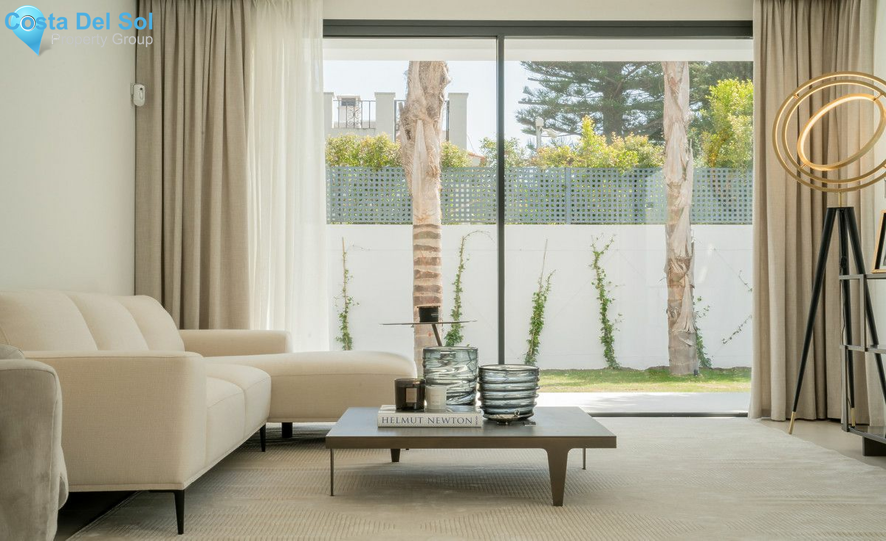 Detached Villa in The Golden Mile-1497309