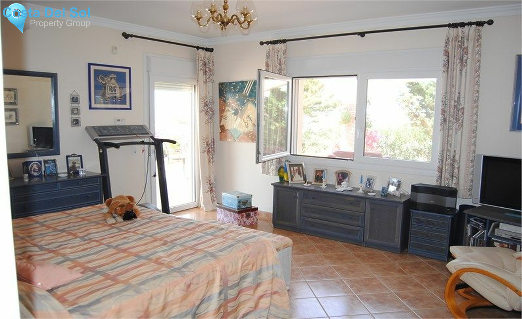 Detached Villa in Torre del Mar-1210055