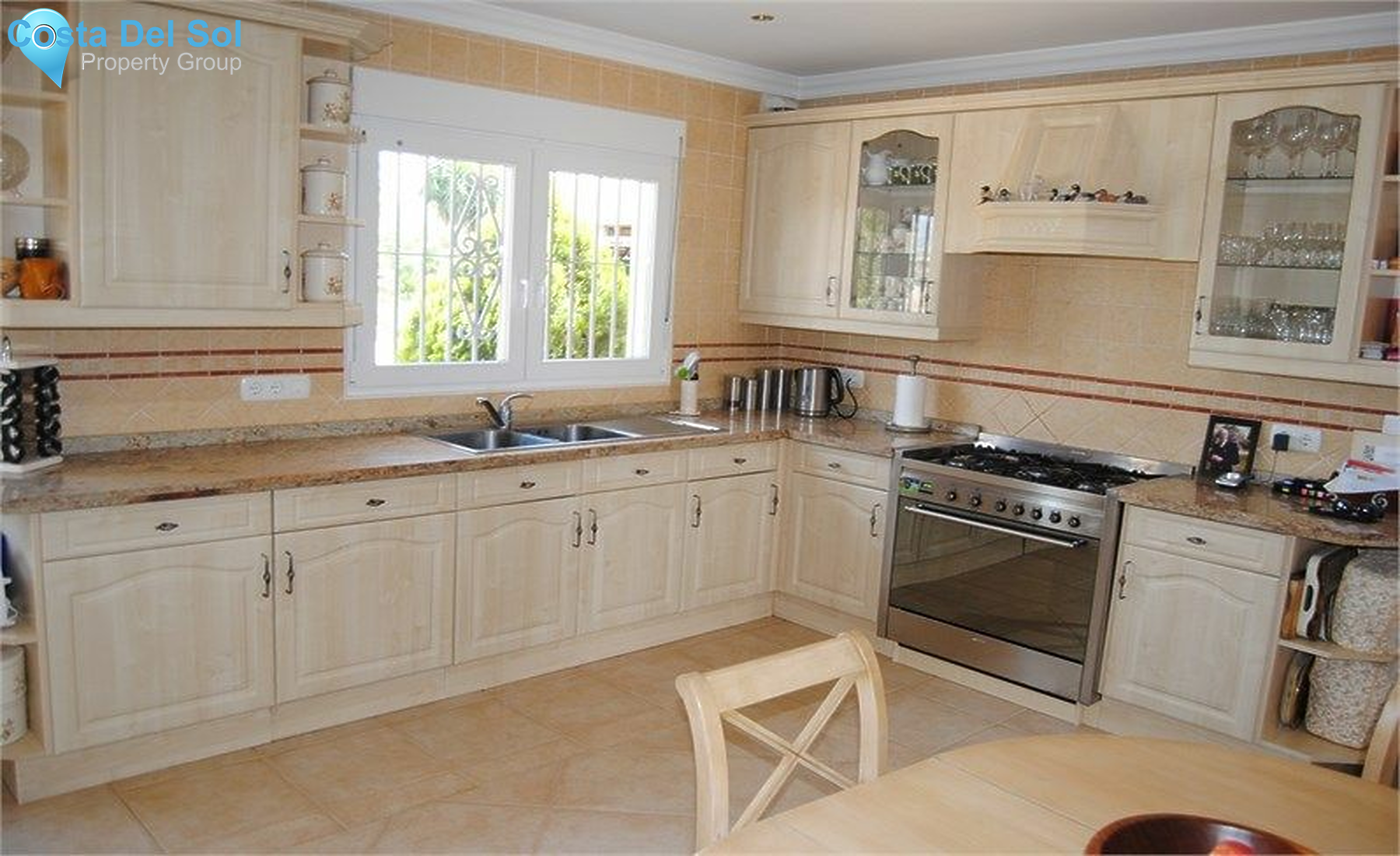 Detached Villa in Torre del Mar-1210056