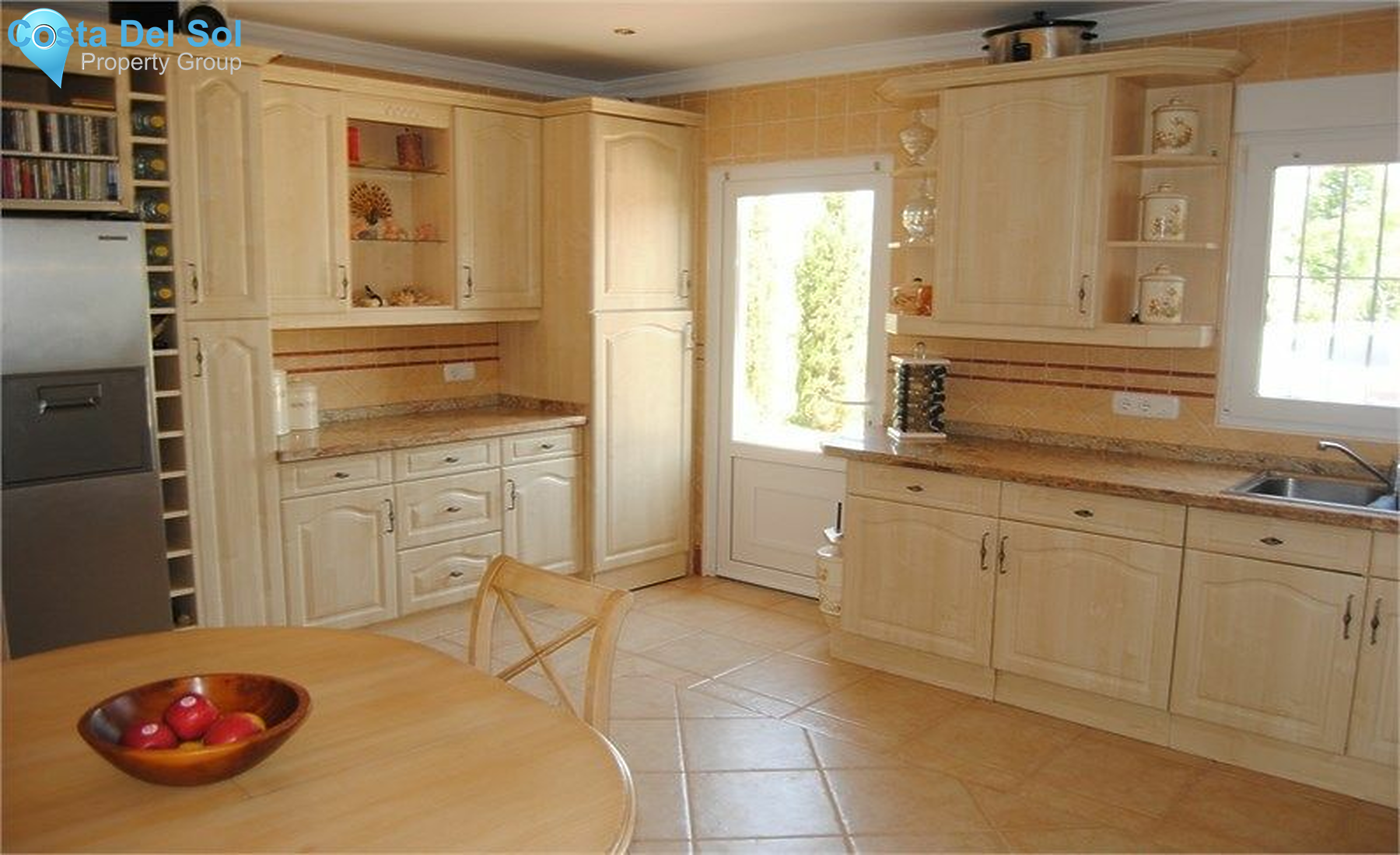 Detached Villa in Torre del Mar-1210058