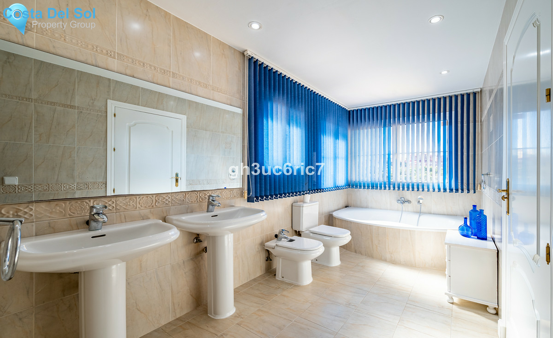 Detached Villa in Torrequebrada-724443