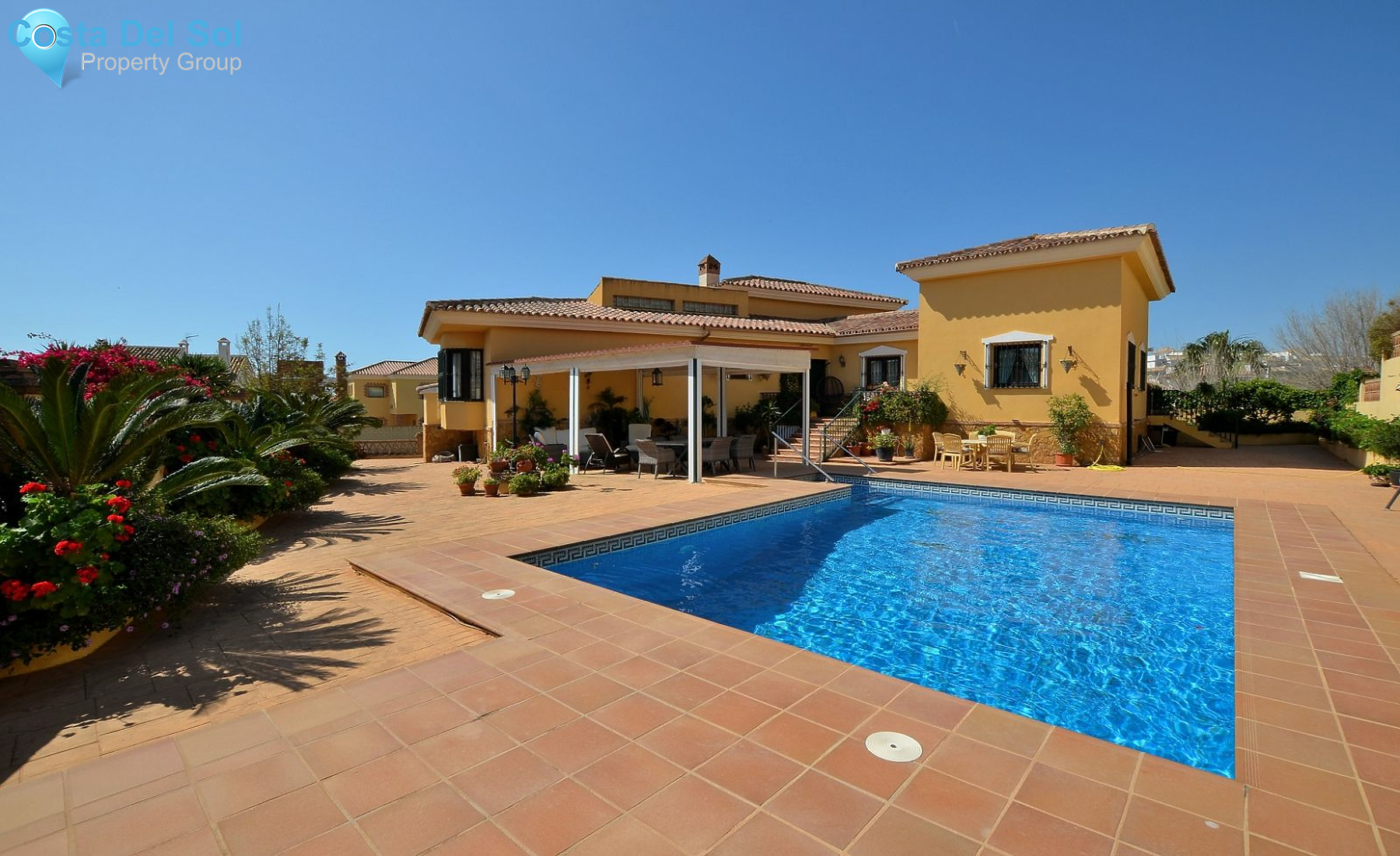 Detached Villa in Torrequebrada