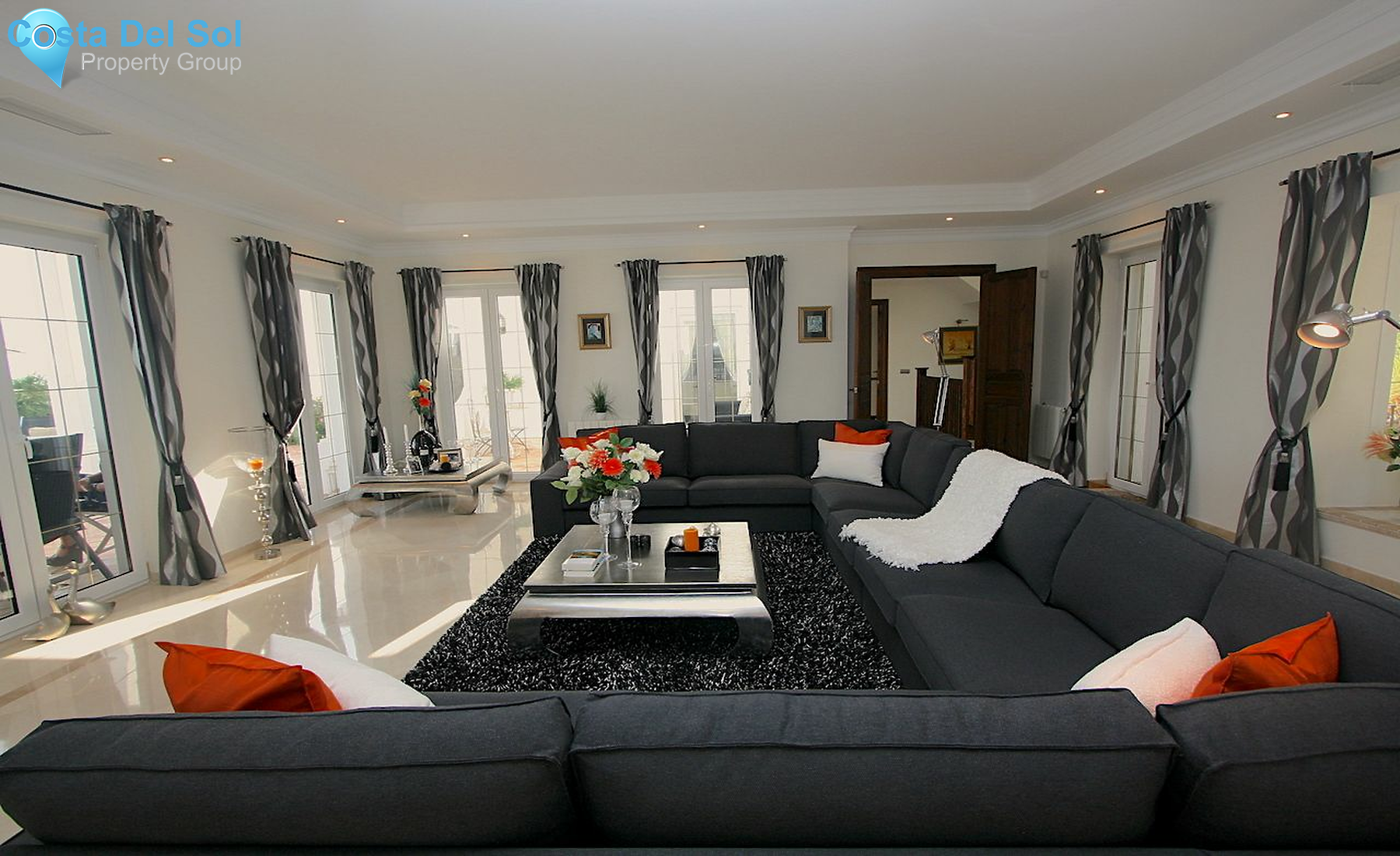 Detached Villa in Valtocado-1187209