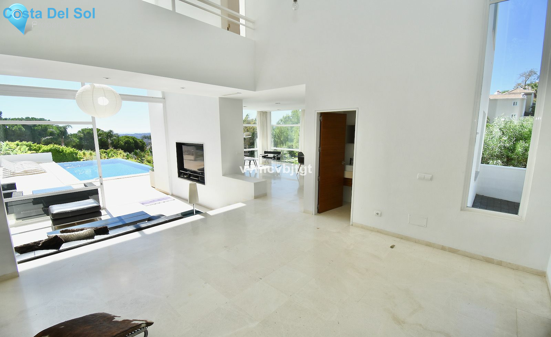 Detached Villa in Valtocado-1517654