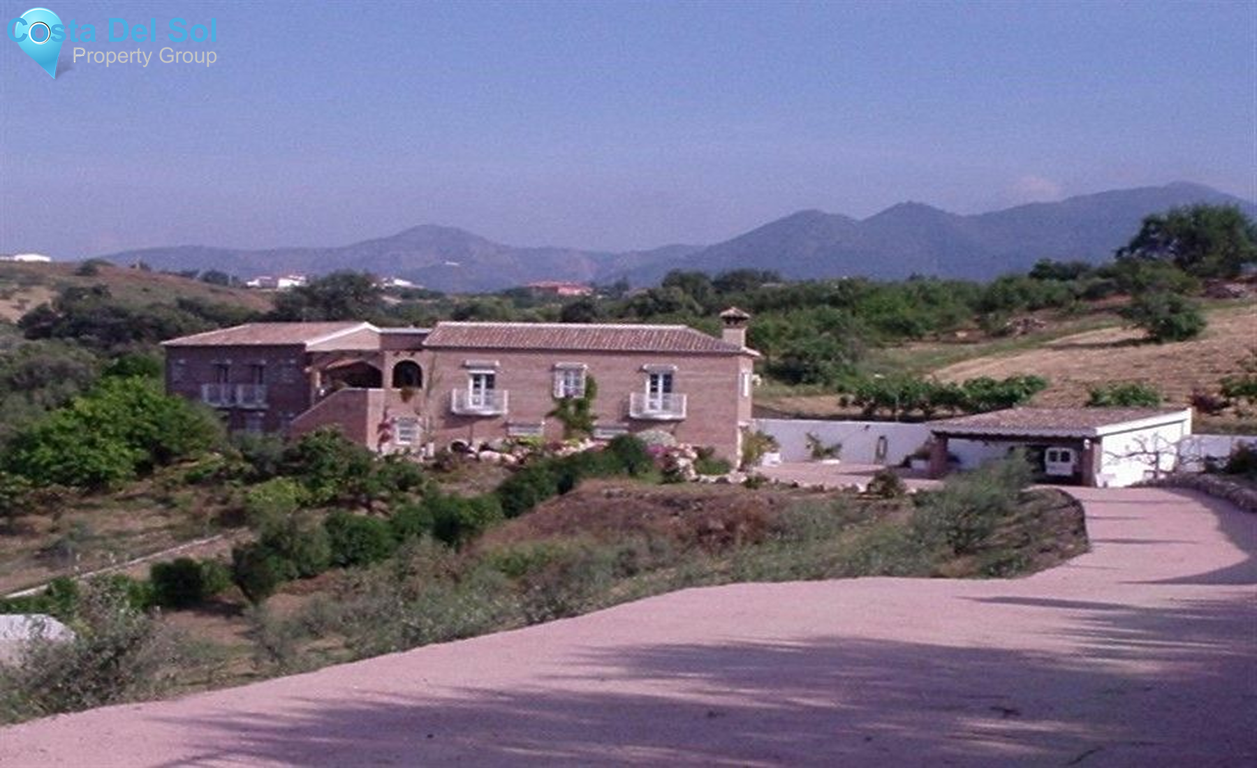 Finca - Cortijo in Alhaurín de la Torre