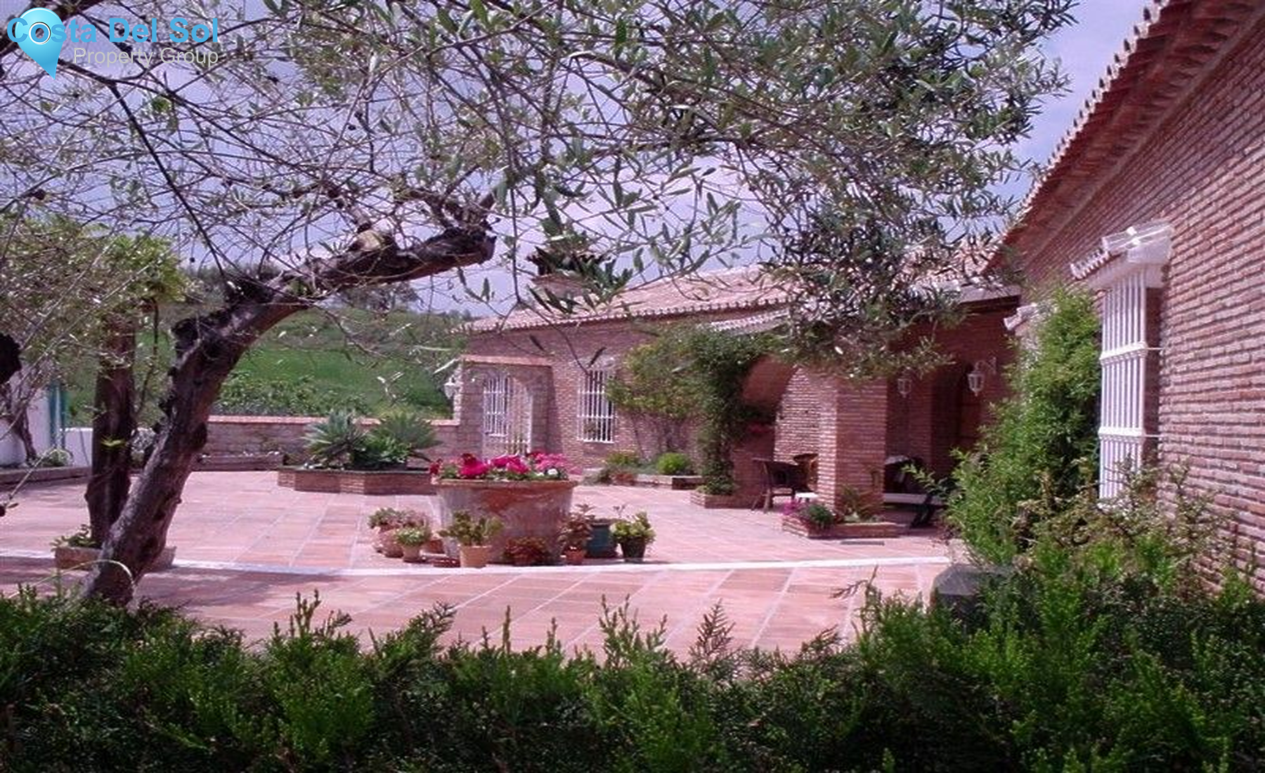 Finca - Cortijo in Alhaurín de la Torre-1390574