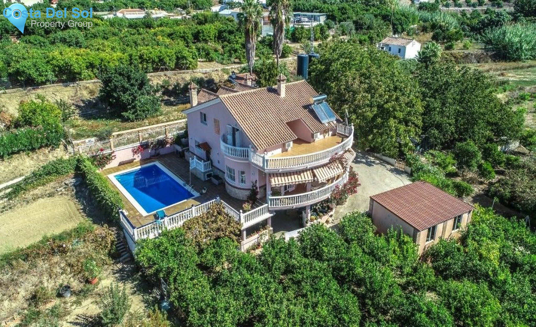 Finca - Cortijo in Coín