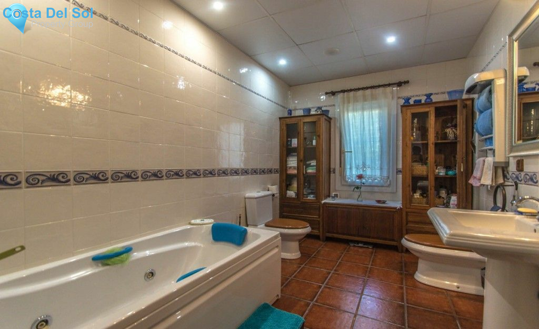 Finca - Cortijo in Coín-1389925