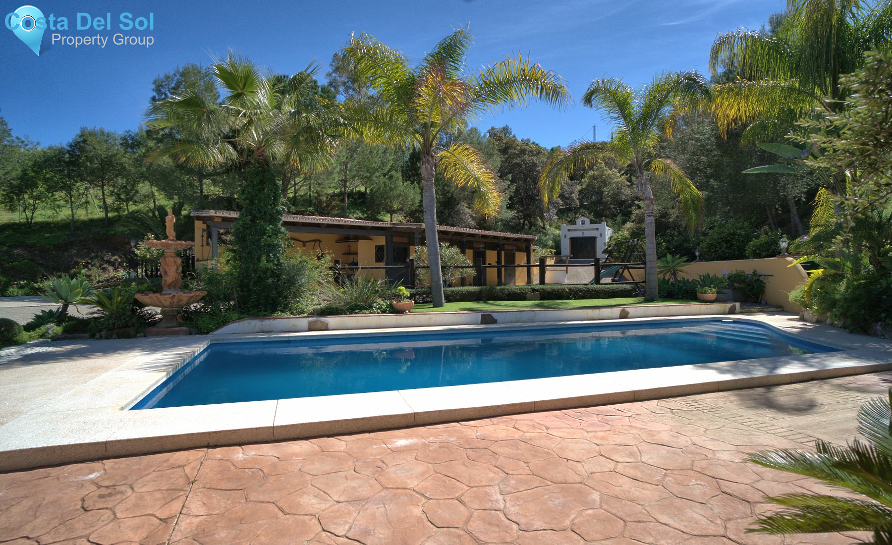 Finca - Cortijo in Coín-1482820