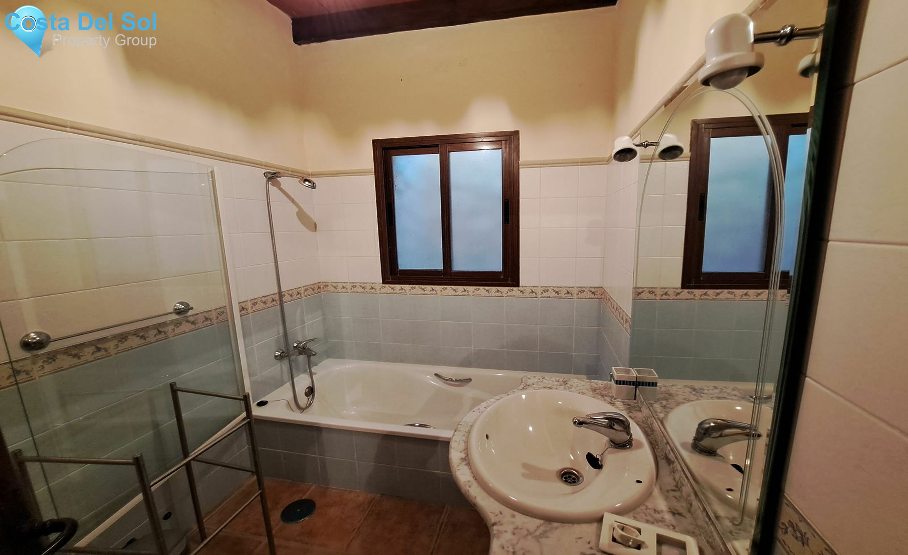 Finca - Cortijo in Coín-1547179