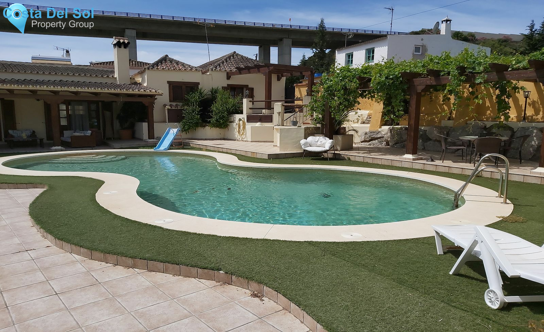 Finca - Cortijo in Estepona-1146992