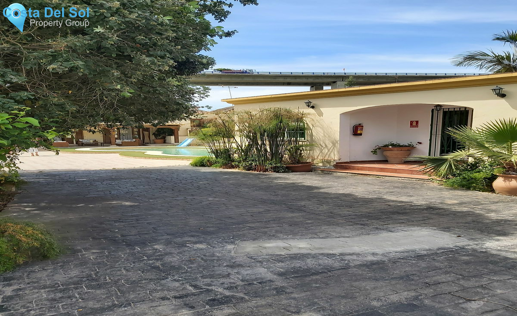 Finca - Cortijo in Estepona-1146989