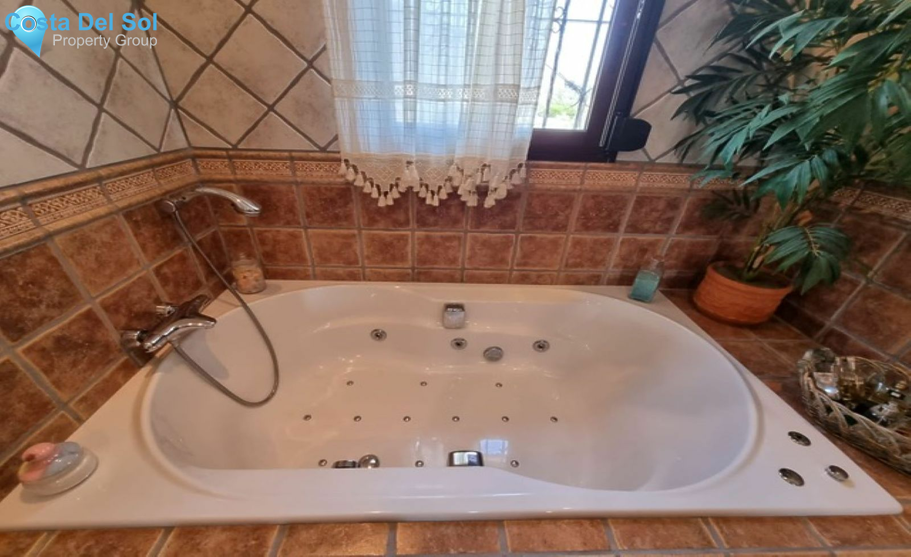 Finca - Cortijo in Estepona-1468097