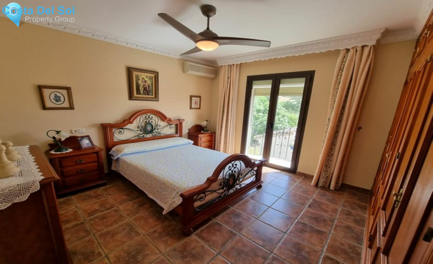 Finca - Cortijo in Estepona-1468100