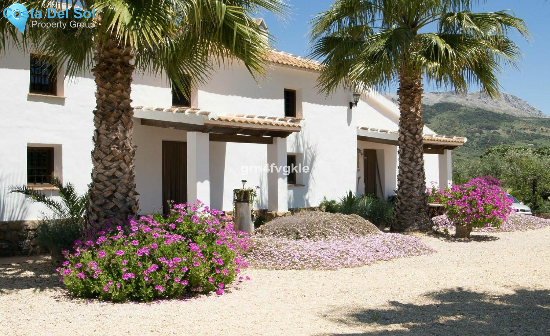 Detached Villa in Villanueva De La Concepcion-1184165