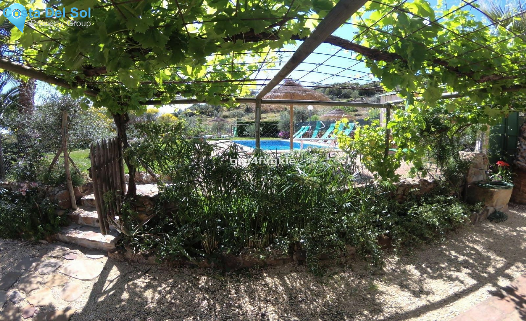 Detached Villa in Villanueva De La Concepcion-1184167