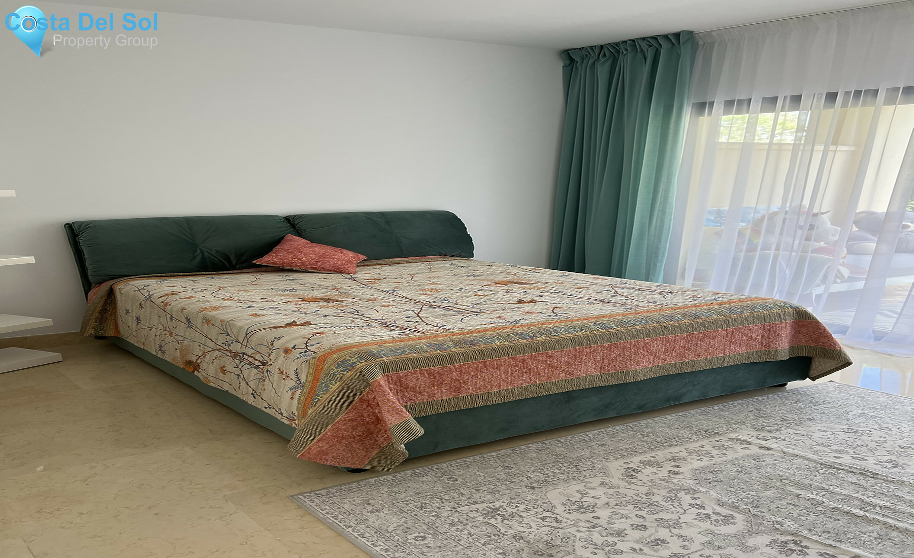Ground Floor Apartment in Benahavís-1375197
