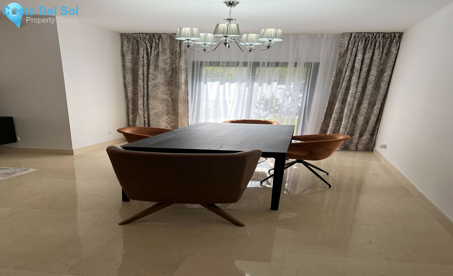 Ground Floor Apartment in Benahavís-1375191