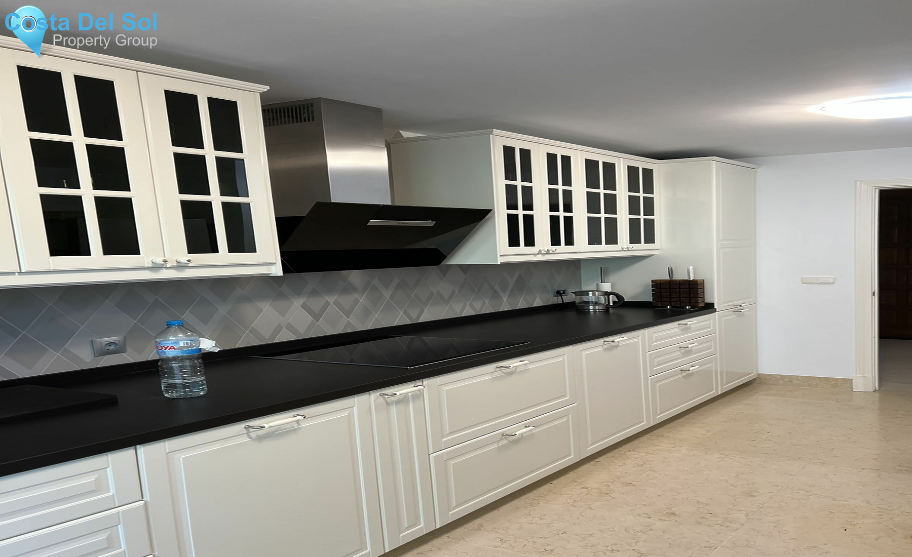 Ground Floor Apartment in Benahavís-1430127