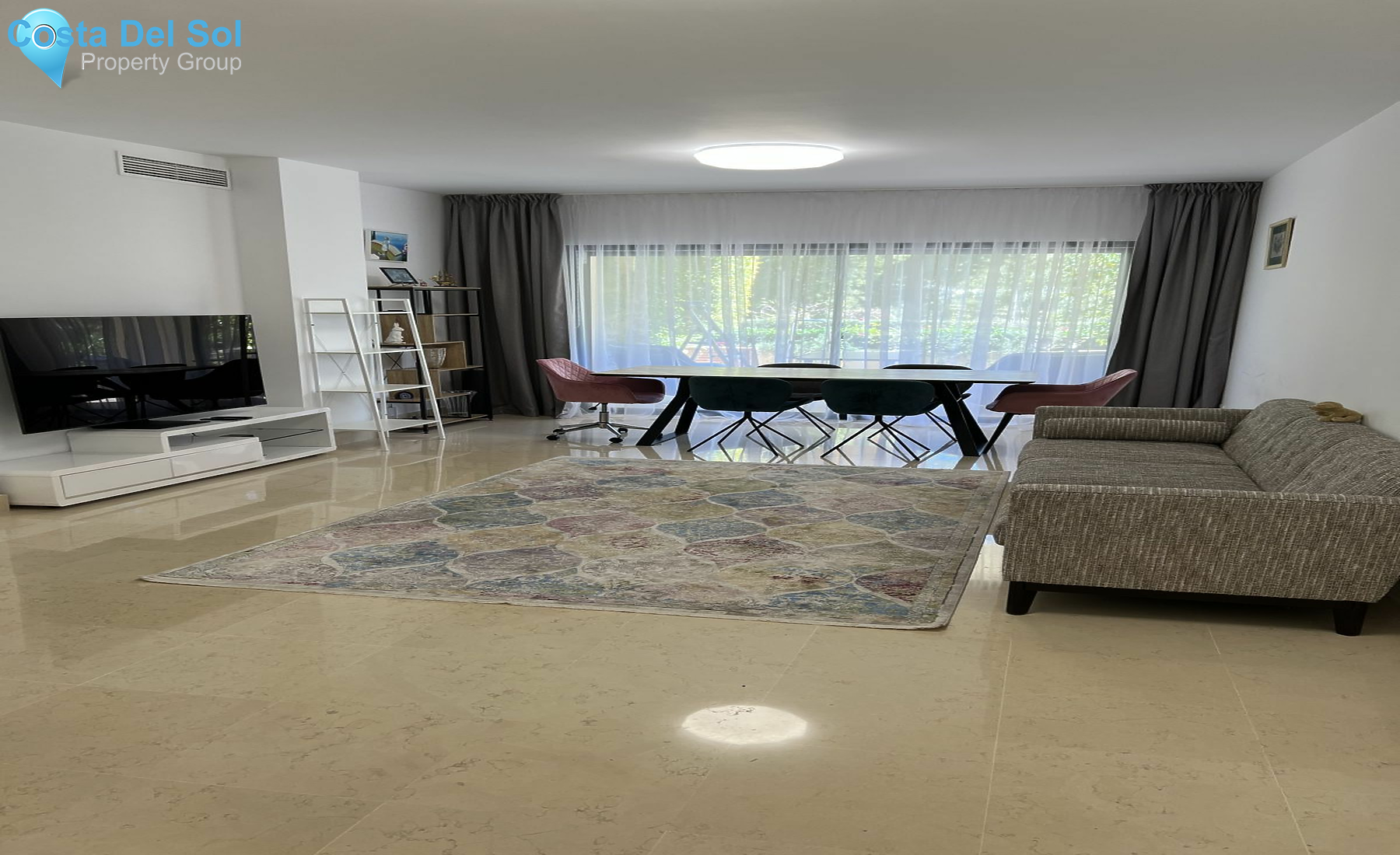 Ground Floor Apartment in Benahavís-1430117