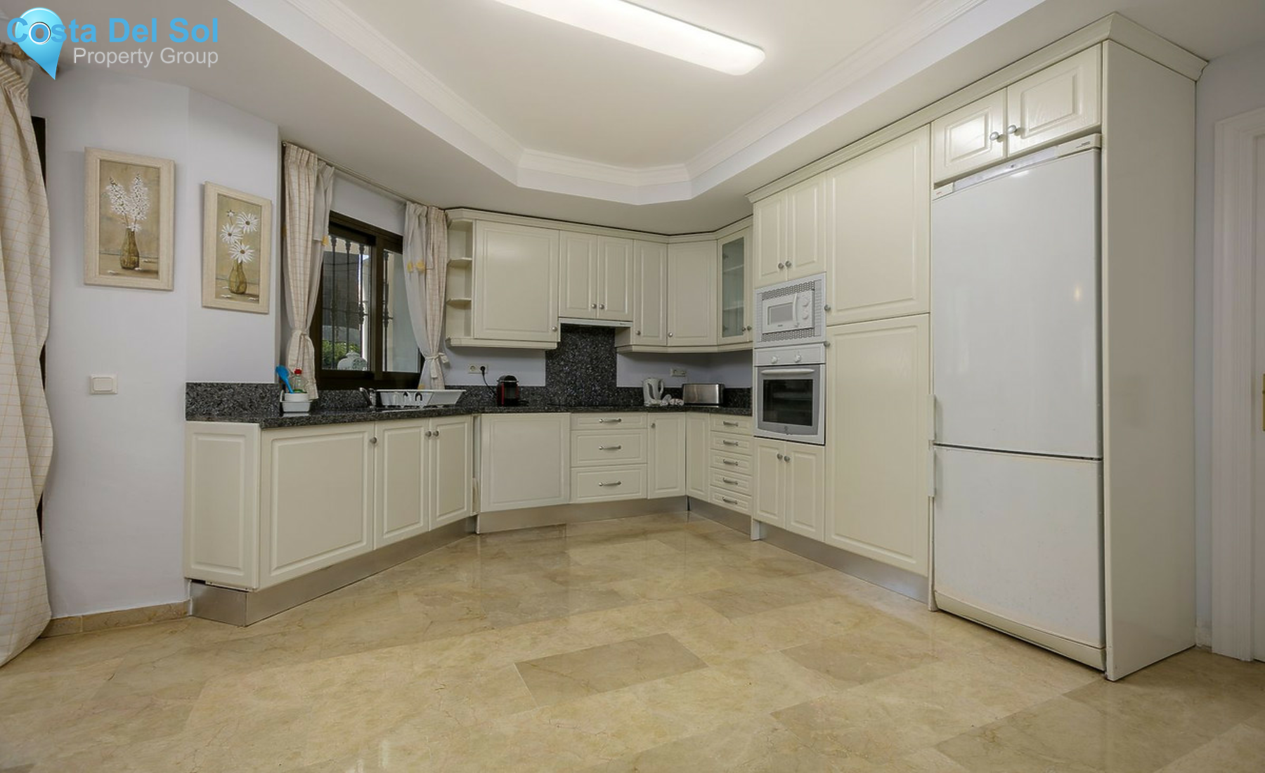 Ground Floor Apartment in Elviria-1261134