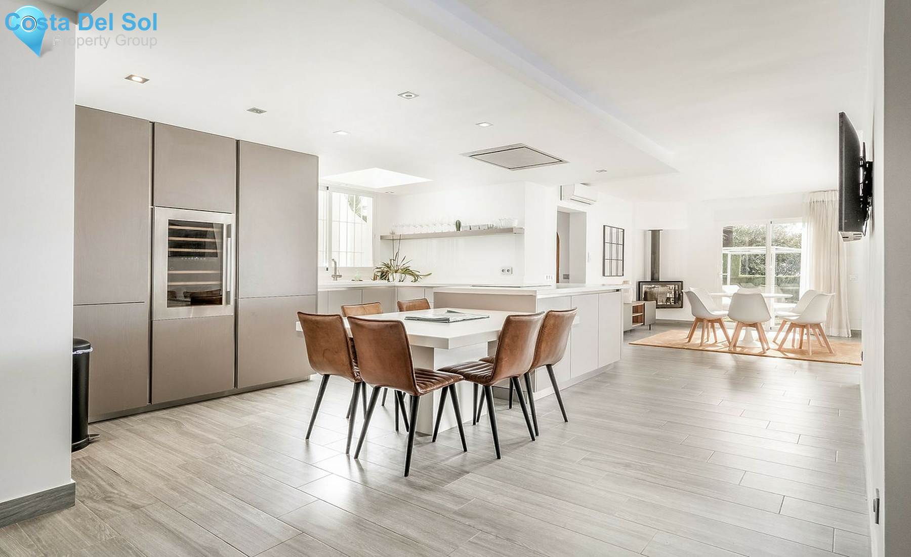 Ground Floor Apartment in Estepona-1556748