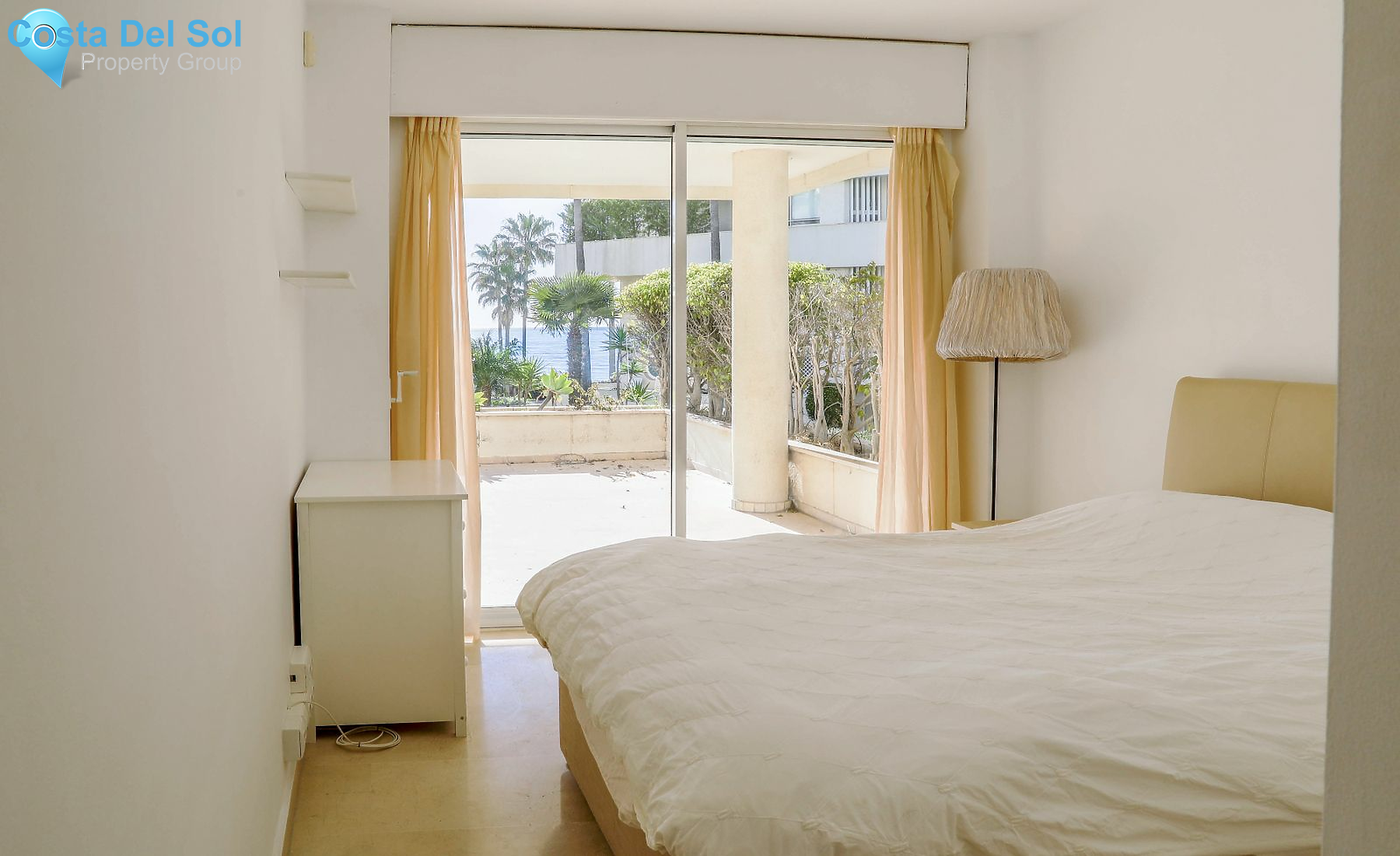 Ground Floor Apartment in Estepona-1185677
