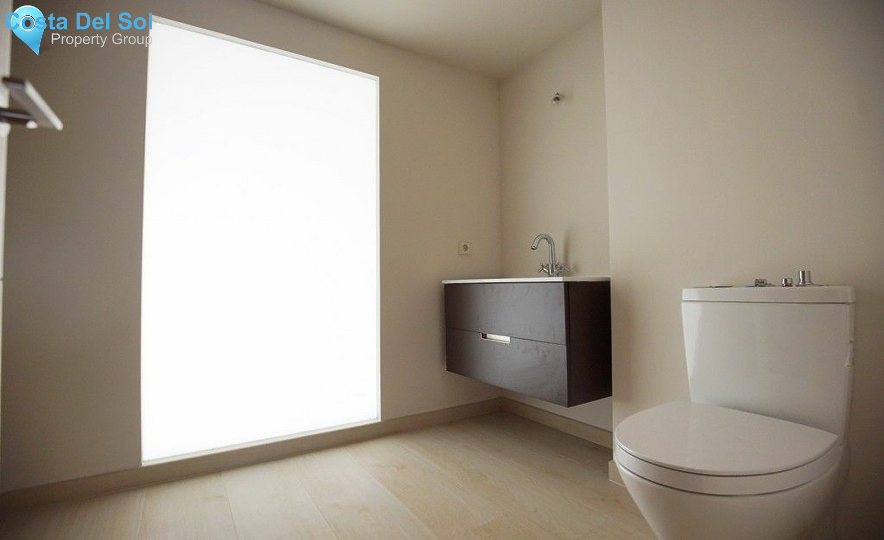 Ground Floor Apartment in Estepona-1226744