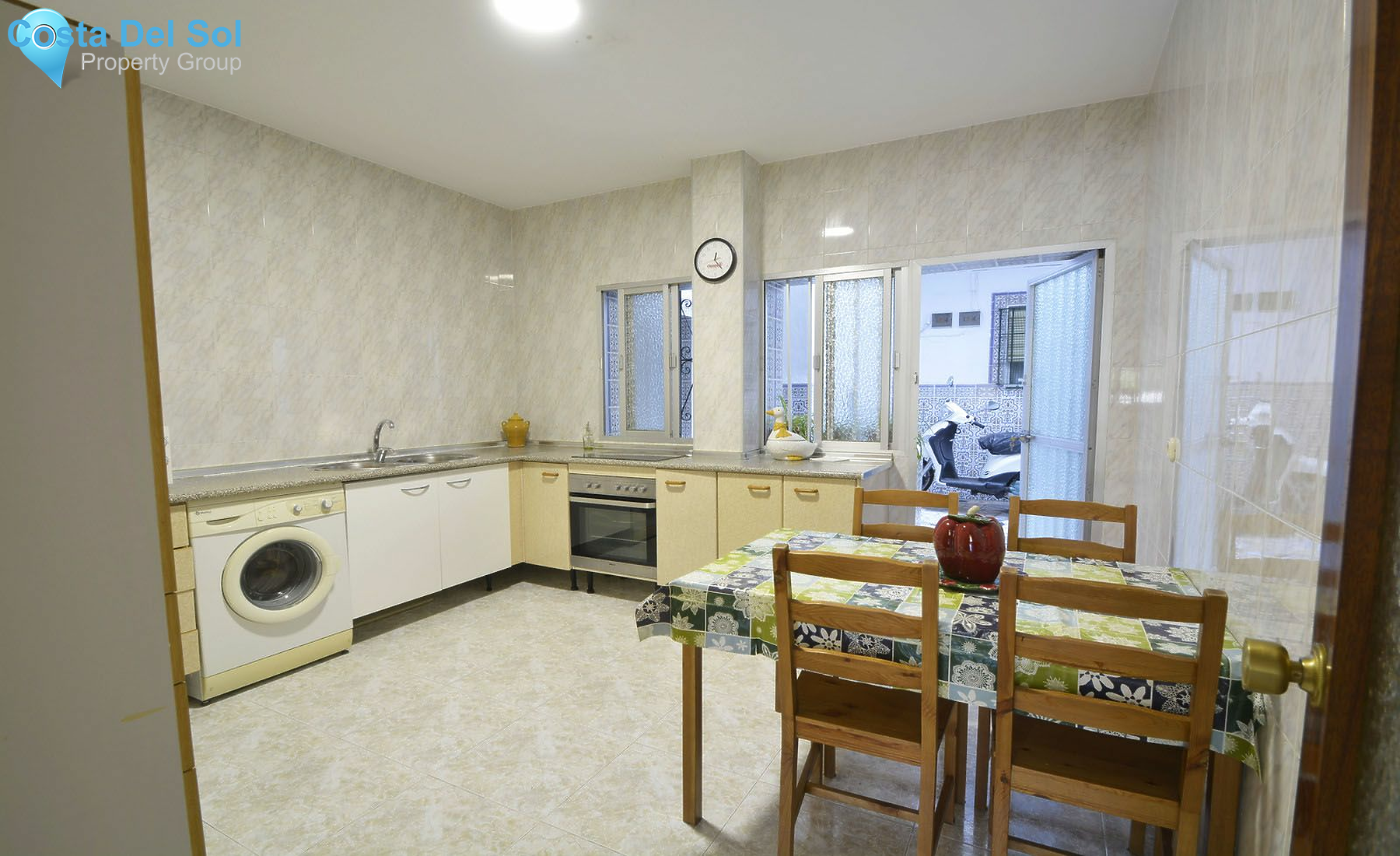Ground Floor Apartment in Marbella-1228312