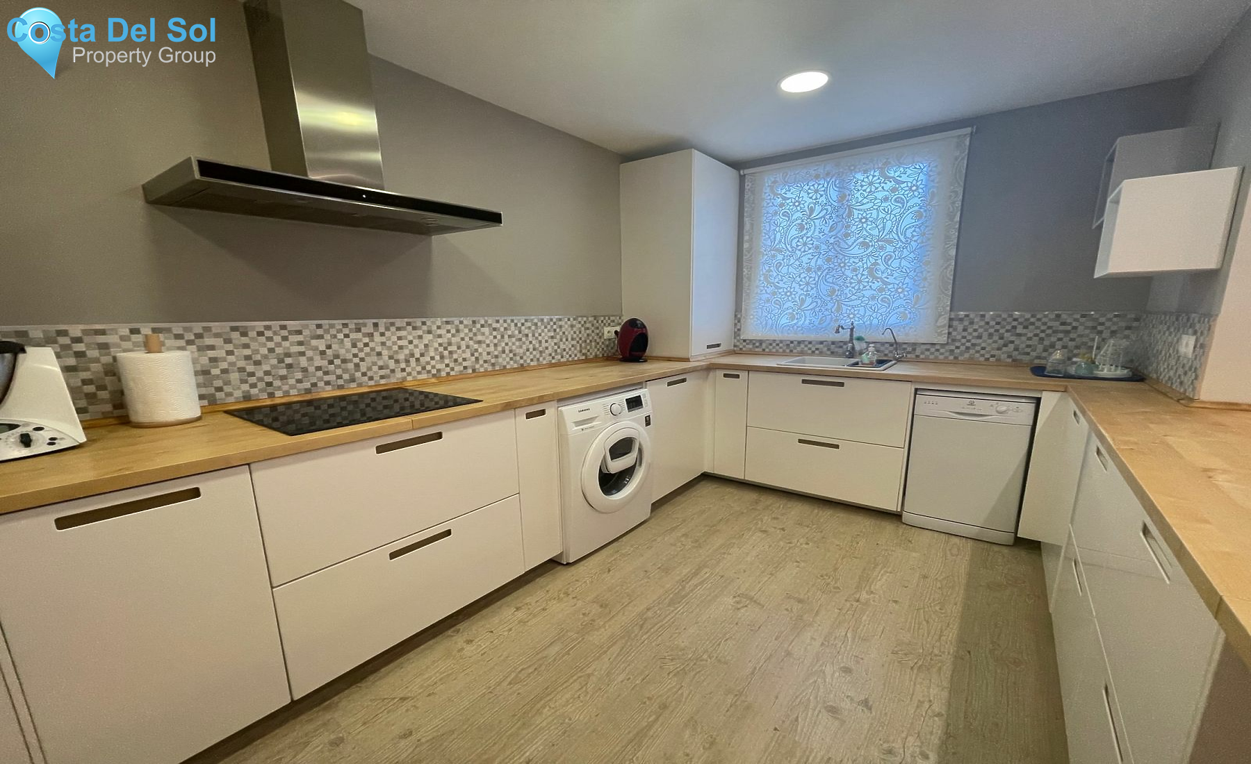Ground Floor Apartment in Mijas Costa-1189618