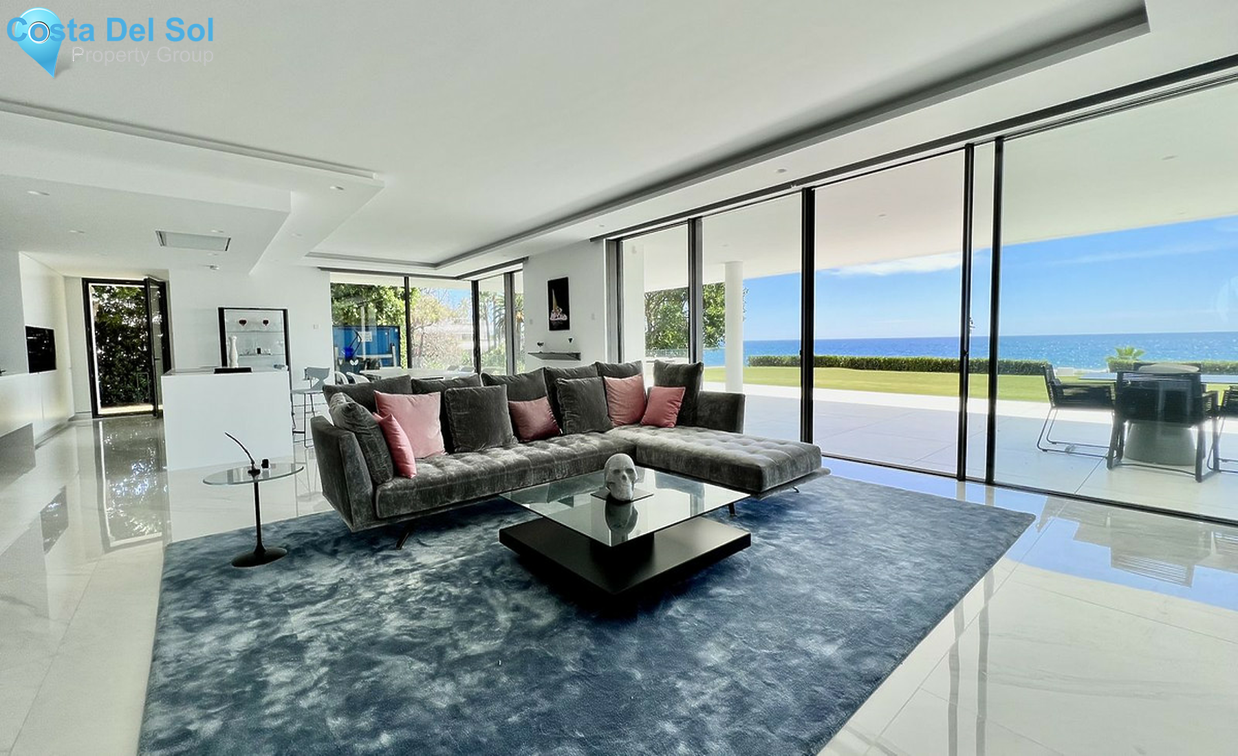 Ground Floor Apartment in New Golden Mile-1407492