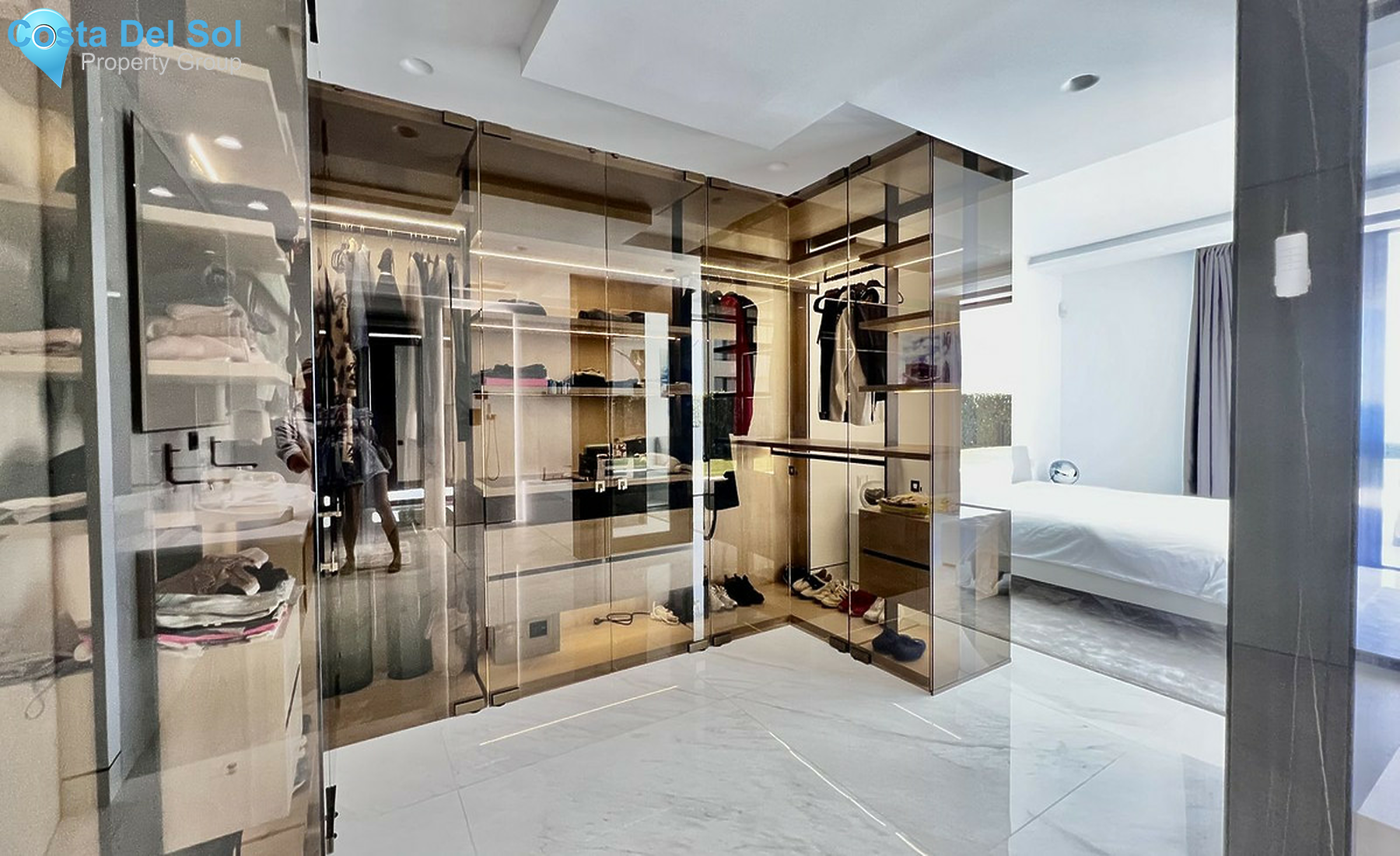 Ground Floor Apartment in New Golden Mile-1407510